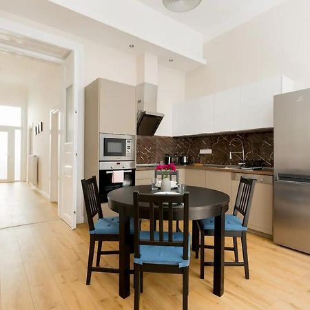 Kresz Geza 29 Westend Station 2 Bedrooms+Living Ac Budapešť Exteriér fotografie